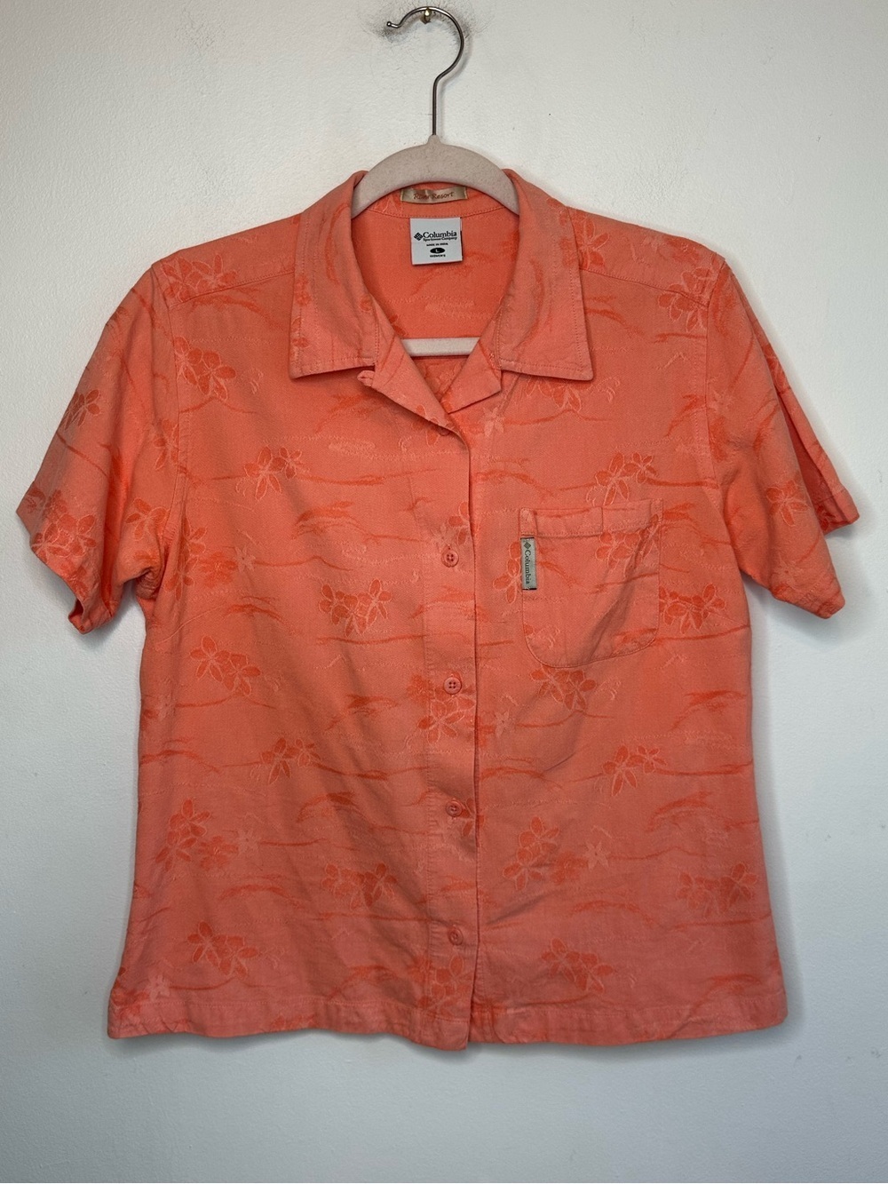 Columbia Women’s River Resort VTG Coral Orange Peach Button Up Tee Size L Large